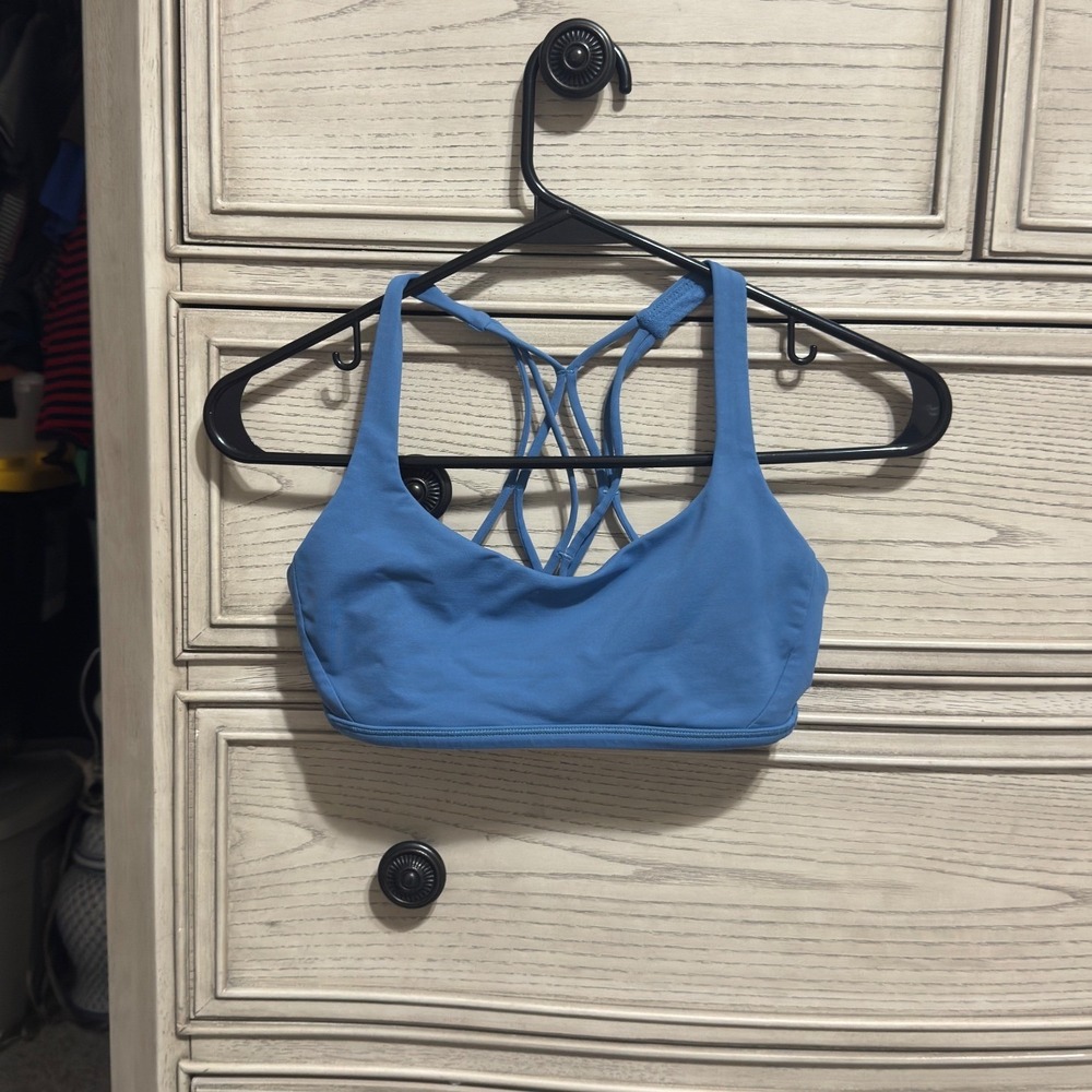 Lululemon Free To Be Wild Sports Bra Blue Strappy Back Size 4